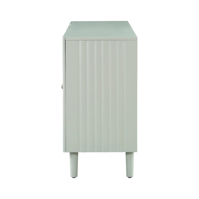 Élégant buffet à quatre portes avec portes à motif ondulé et pieds cylindriques