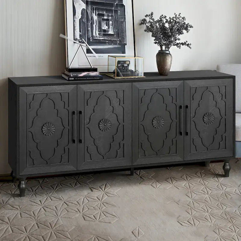 Grand meuble de rangement avec portes sculptées motif floral et poignées en métal, idéal pour le salon, la cuisine ou l'entrée.