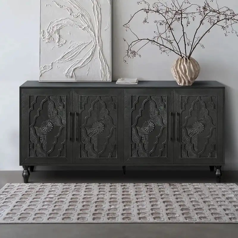 Grand meuble de rangement avec portes sculptées motif floral et poignées en métal, idéal pour le salon, la cuisine ou l'entrée.