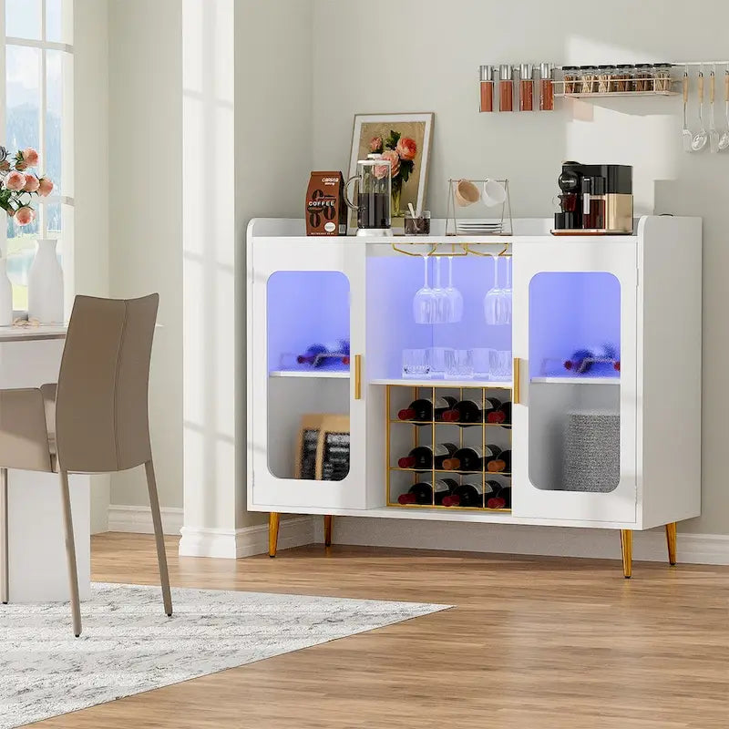 Meuble bar avec prise de courant et lumière LED, buffet de service avec casier à vin et porte-verres